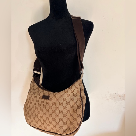 Authentic Gucci boho bag - Picture 1 of 9